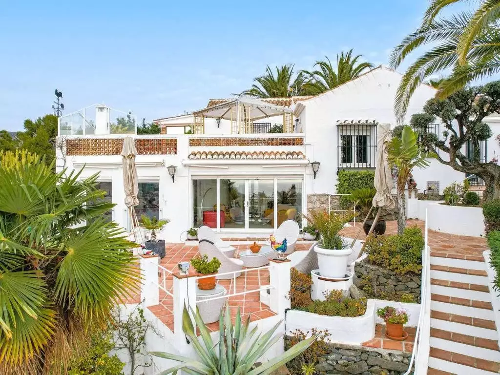 Престижная вилла 420 м2 в Испании