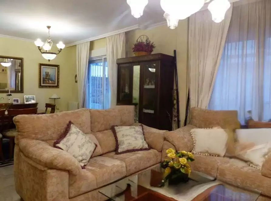 Продажа смежного дома в Вальдебебас - Вальдефуэнтес