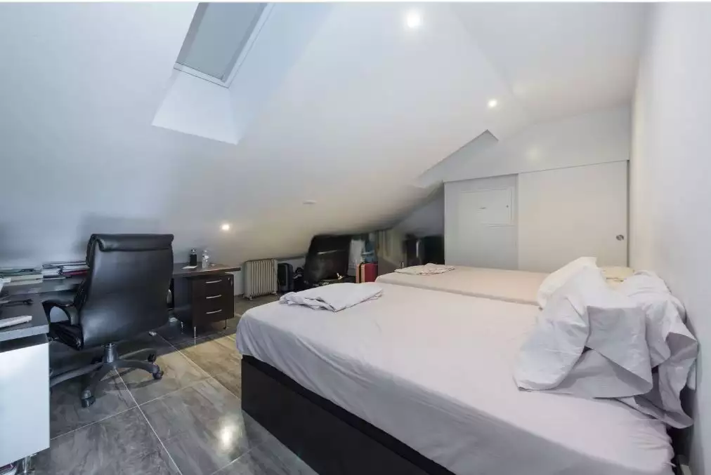 Таунхаус на продажу в Орталеза, Мадрид