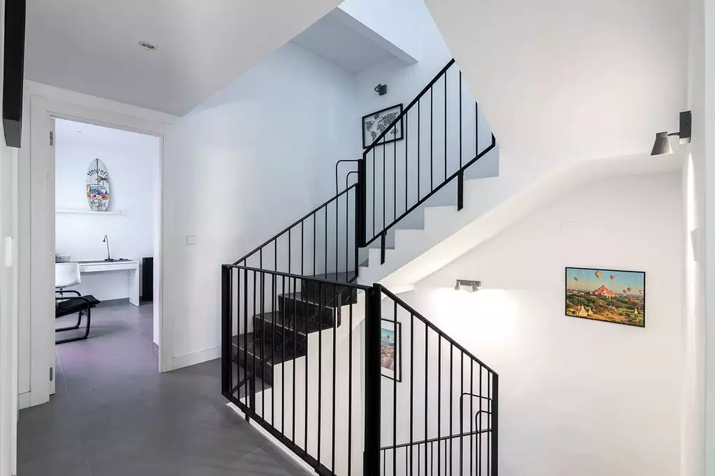 Эксклюзивный особняк в районе Кабаньяль, Валенсия