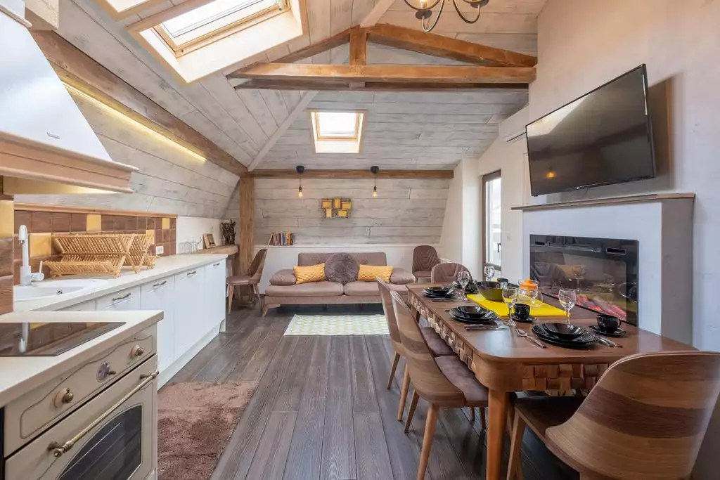 Заходи и живи! Меблированная квартира в центре Софии, Болгария