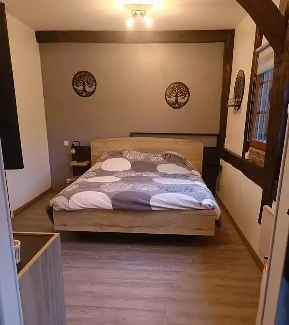 Как выглядит настоящий французский домик в деревне и сколько стоит?