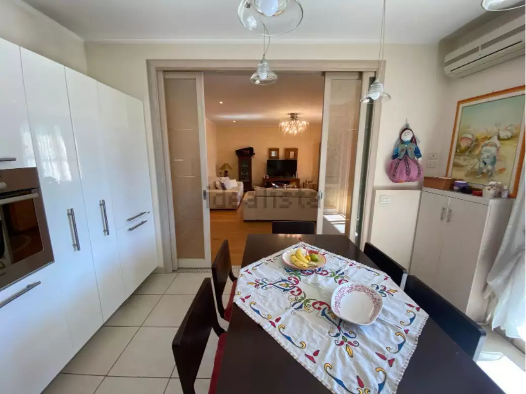 Ciao, Italia! Показываем большой дом в районе Римини, Италия