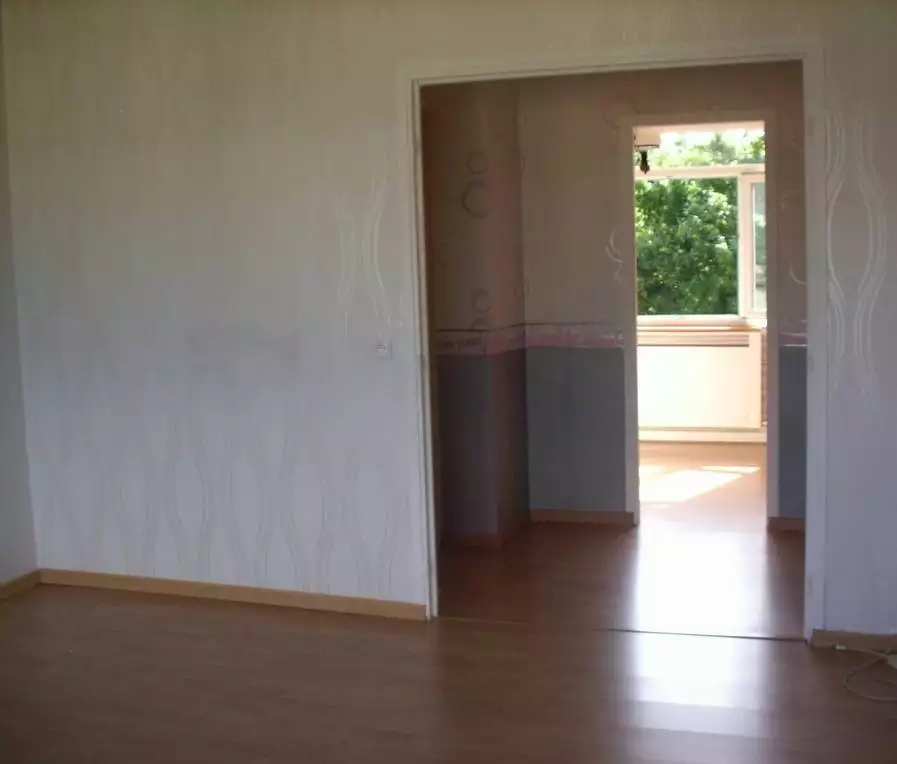 Самое недорогое жилье во Франции: 4-комнатная квартира по цене студии