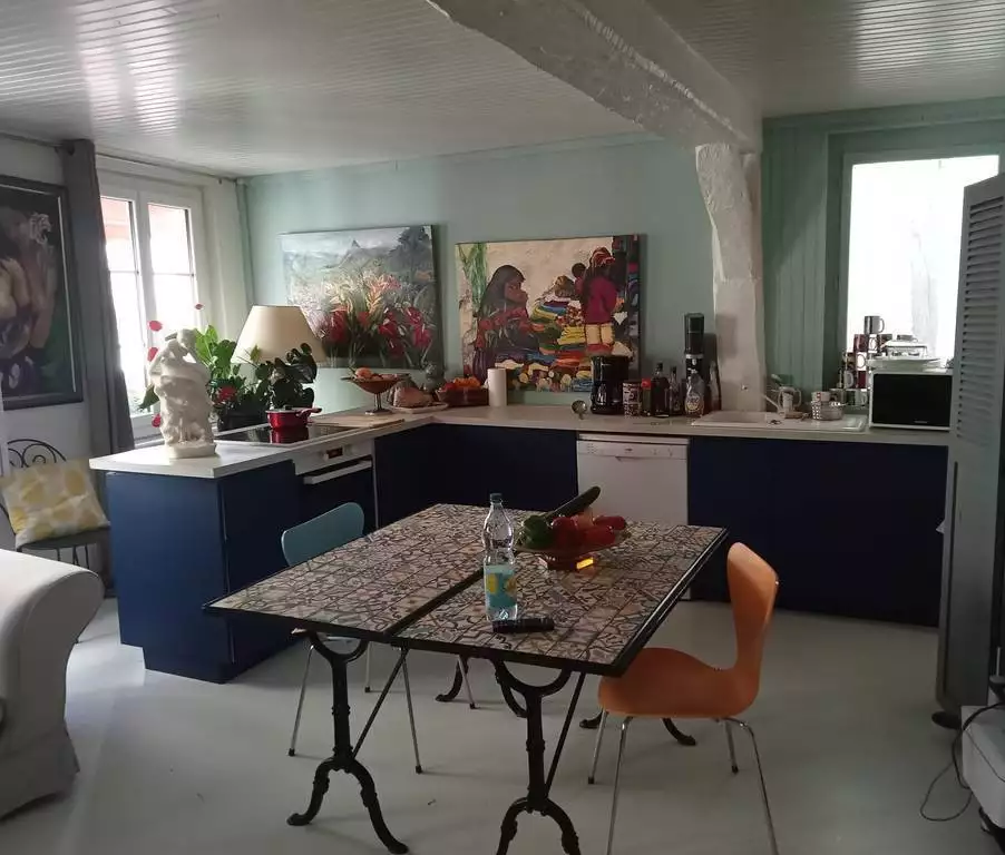 Колоритная 4-комнатная квартира в районе La Bouille, Франция