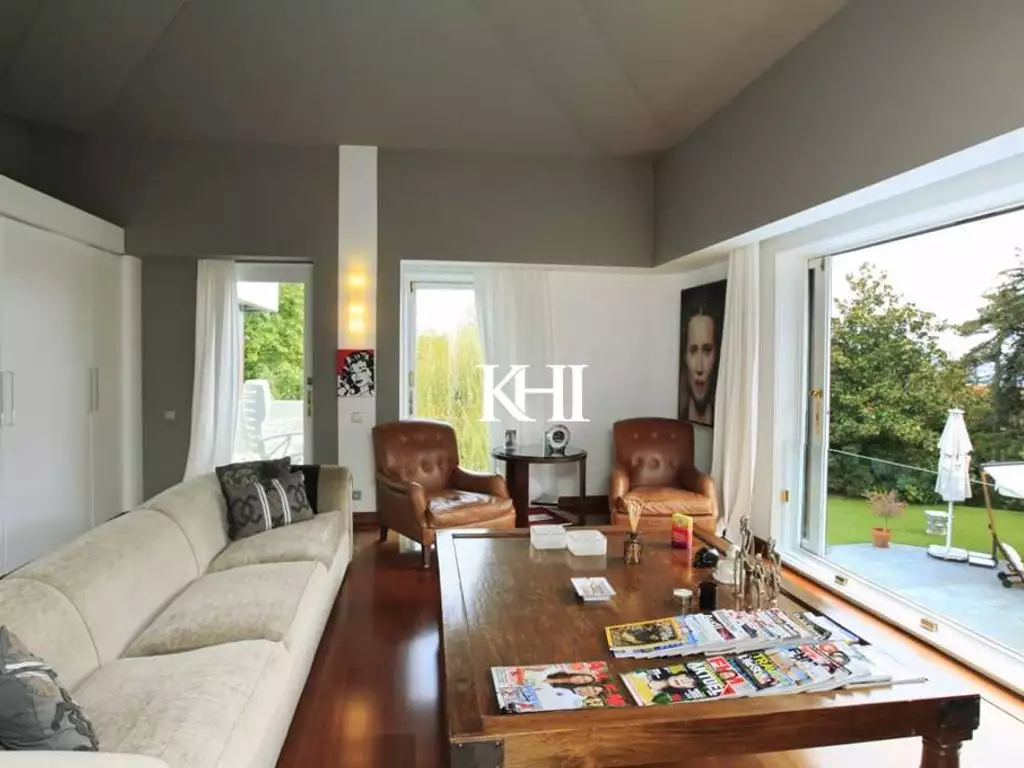 Уединенный престижный дом с фантастическим садом в Стамбуле, Турция