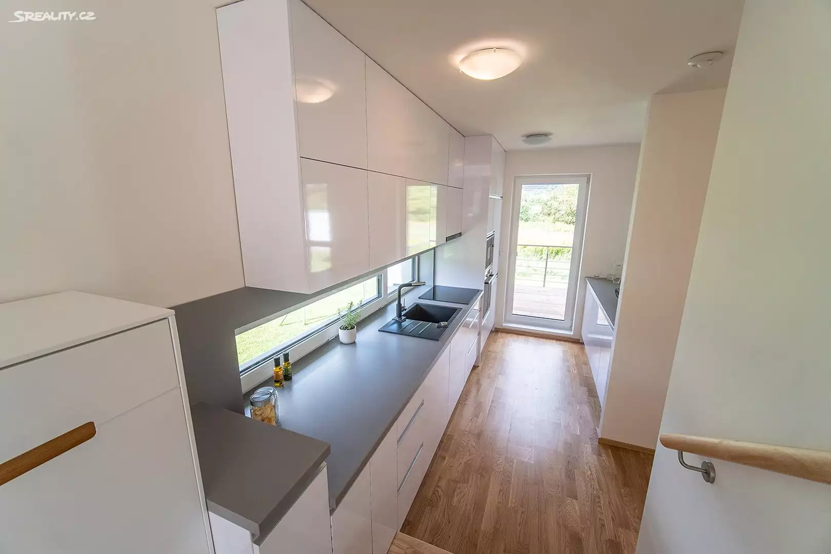 Новый дом 2022 года: современная 5-комнатная квартира в Ржевнице, Чехия