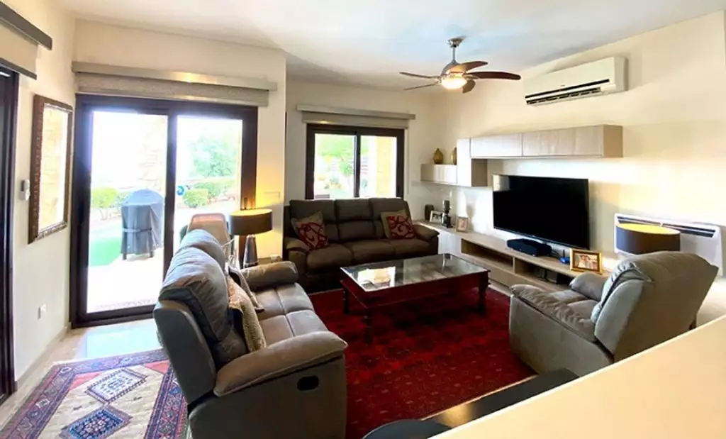 Интересная вилла в самом интересном городе Кипра - Куклия