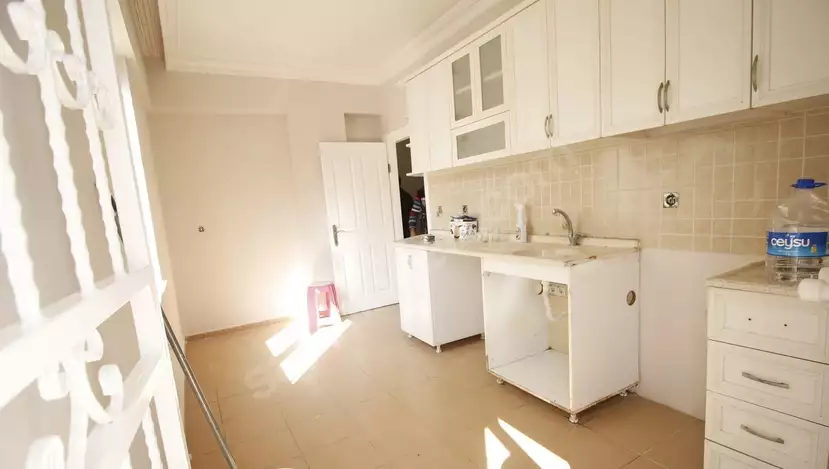 Обзор трехкомнатных квартир (2+1) в Енигюн. Район Муратпаша. Анталия.