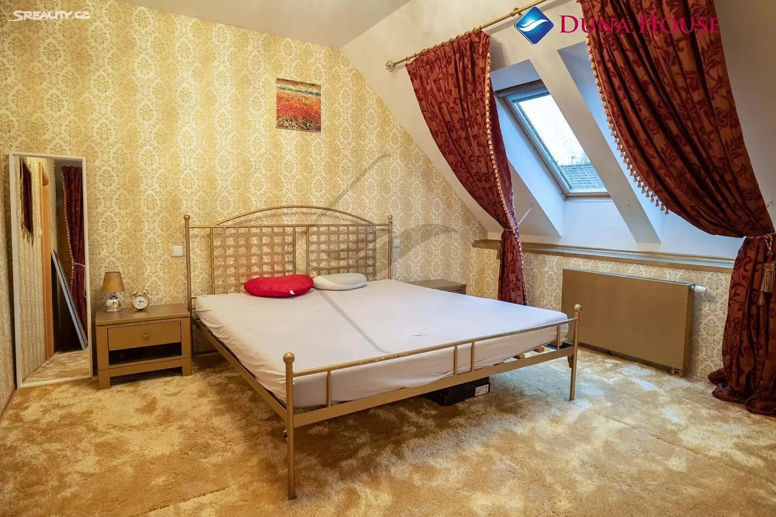 Прага, Чехия: обзор новой двухуровневой квартиры в районе Дейвице