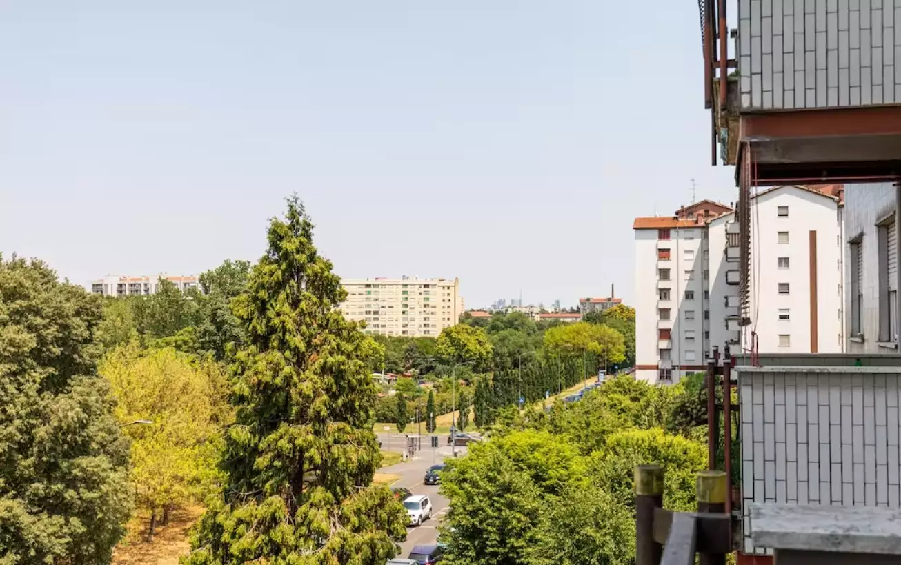 Пятикомнатная квартира в удобном расположении Милана