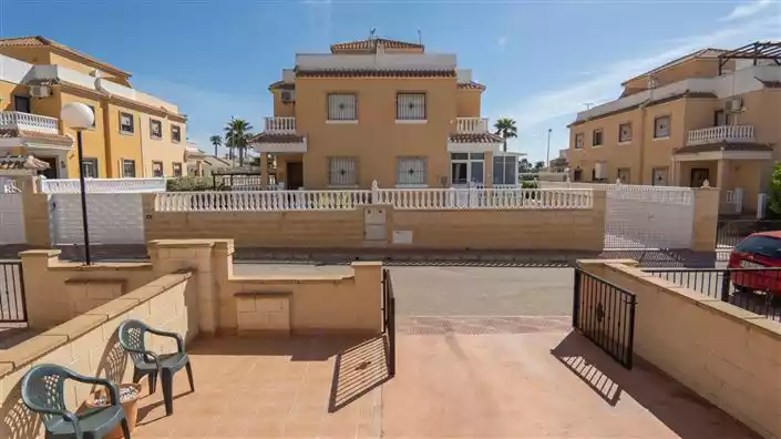 Дом 73м² в Испании, Сьюдад-Кесада. Стоимостью 112000€ аренда фото-4