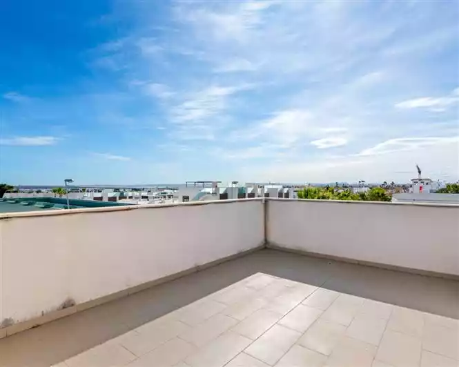 Дом 135м² в Испании, Сьюдад-Кесада. Стоимостью 389000€ аренда фото-20