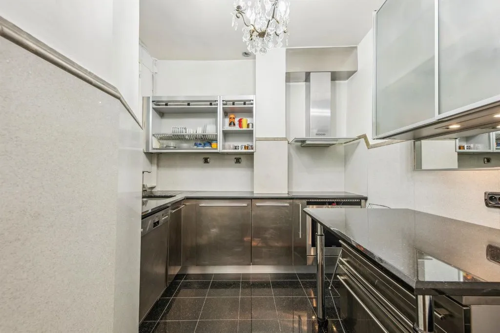 Квартира 90м² в Франции, Париж. Стоимостью 1100000€ аренда фото-1
