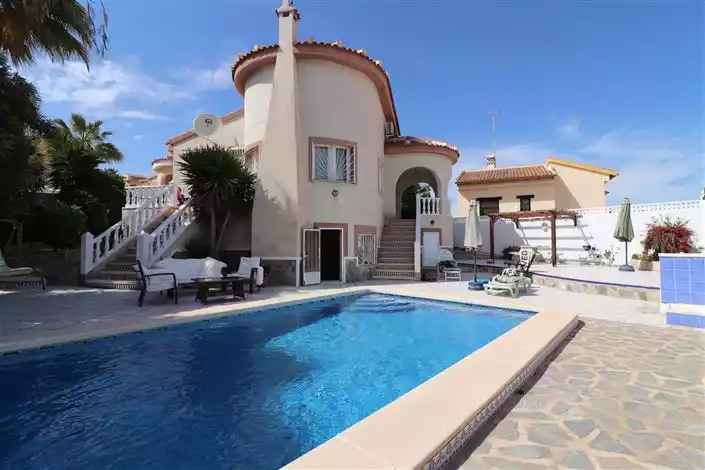 Дом 64м² в Испании, Сьюдад-Кесада. Стоимостью 279950€ аренда фото-1