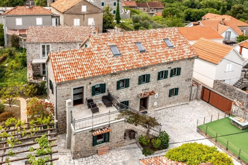 Дом 158м² в Черногории, Тиват. Стоимостью 575000€ аренда фото-6