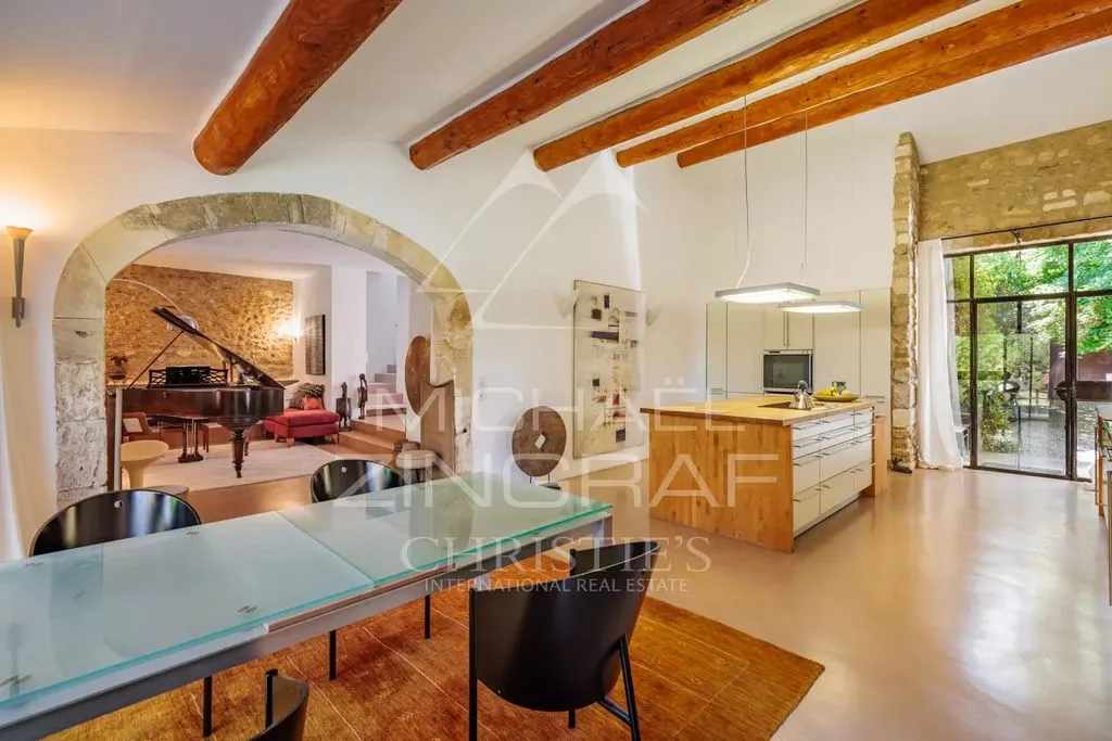 Дом 340м² в Франции, Менерб. Стоимостью 2990000€ аренда фото-3
