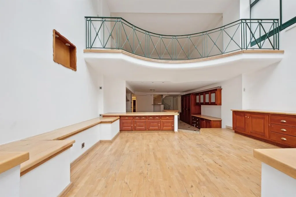 Дом 288м² в Франции, Париж. Стоимостью 5880000€ аренда фото-3