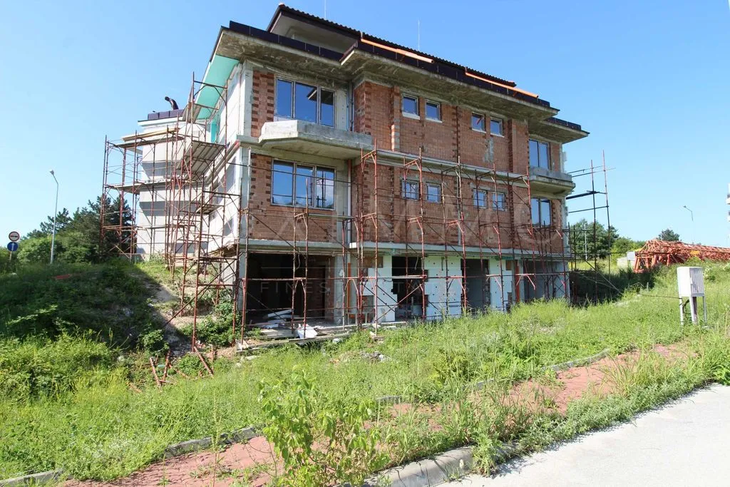 Таунхаус 417м² в Болгарии, Велико Тырново. Стоимостью 350000€ аренда фото-2