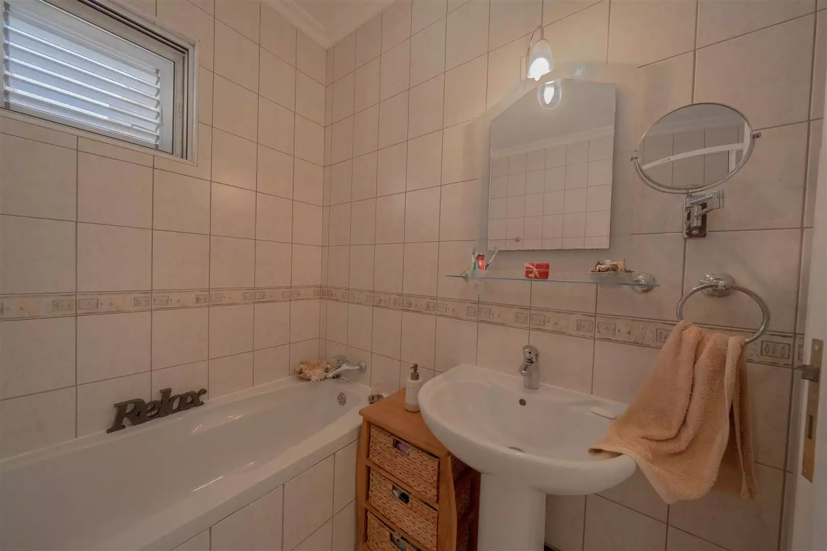 Вилла 186м² в Кипре, Лапта. Стоимостью 380000£ аренда фото-37