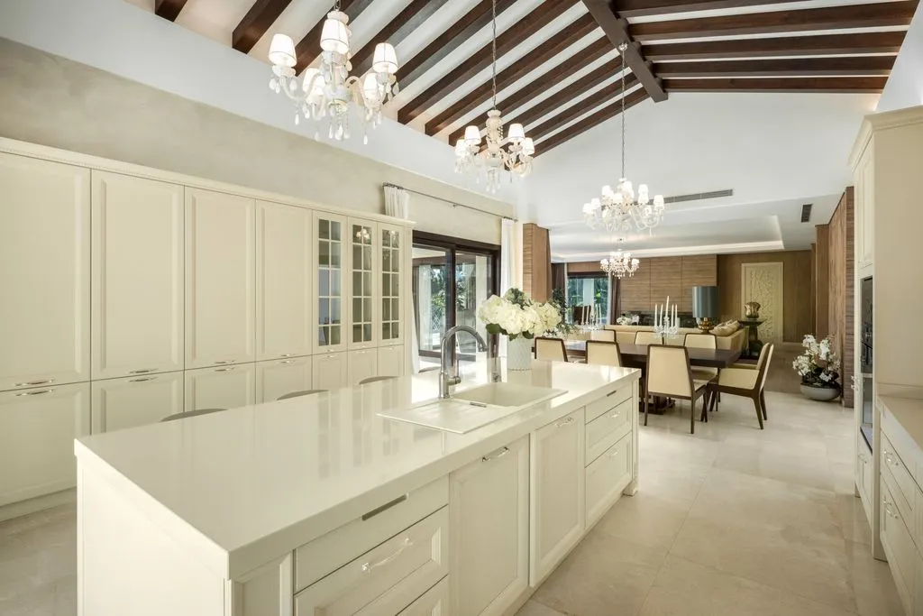 Вилла 1023м² в Испании, Марбелья. Стоимостью 7500000€ аренда фото-5