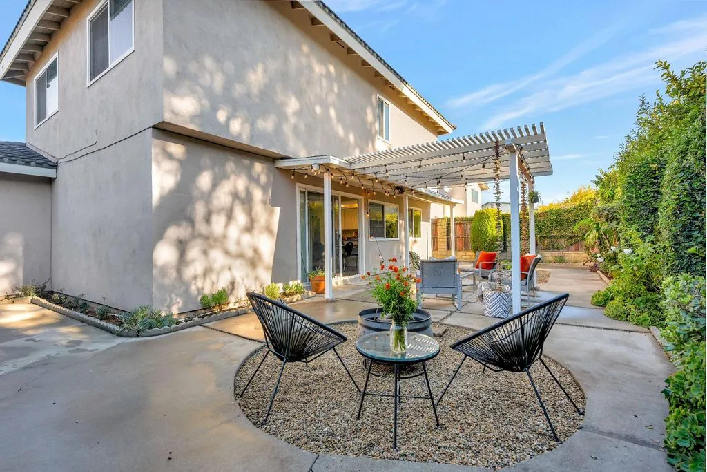 Дом 197м² в США, Лос-Анджелес. Стоимостью 1508400€ аренда фото-1