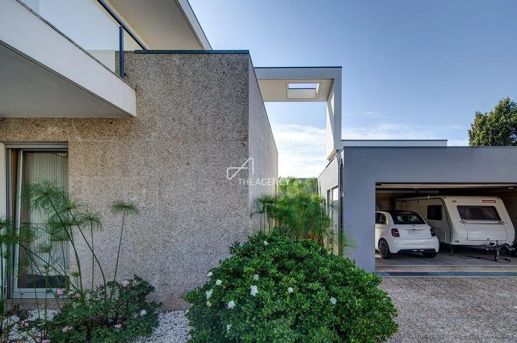 Вилла 271м² в Португалии, Вила-Нова-ди-Гая. Стоимостью 850000€ аренда фото-6