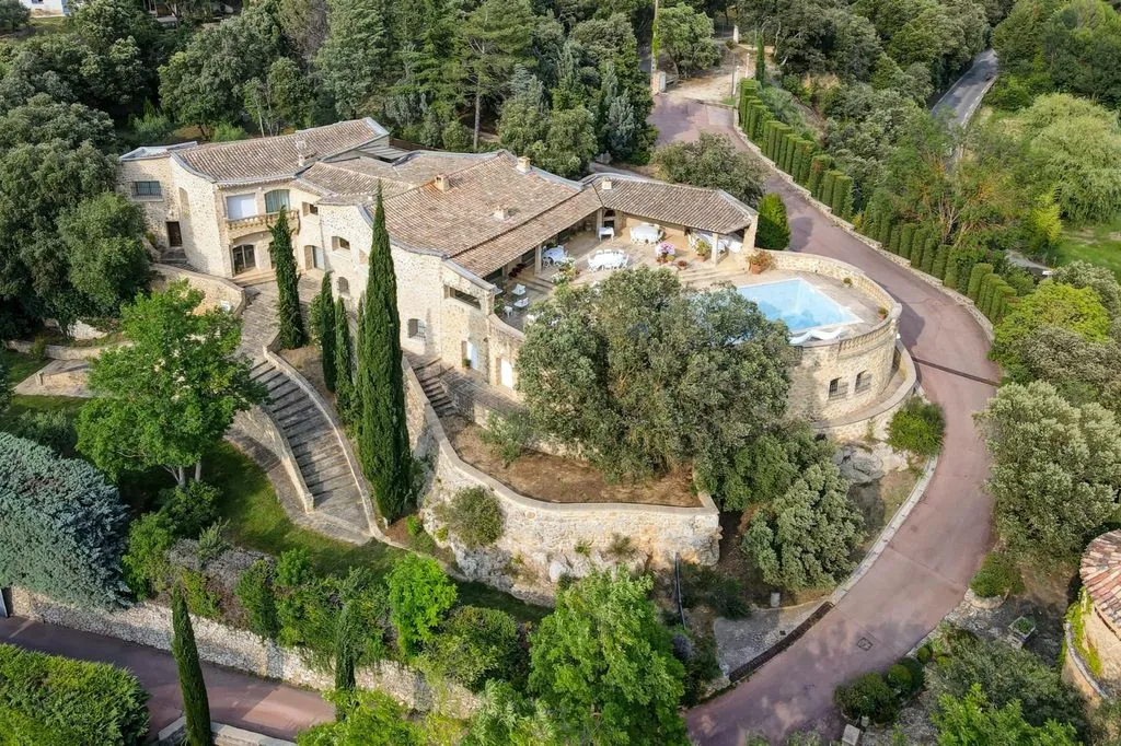 Дом 600м² в Франции, Экс-ан-Прованс. Стоимостью 1990000€ аренда фото-1