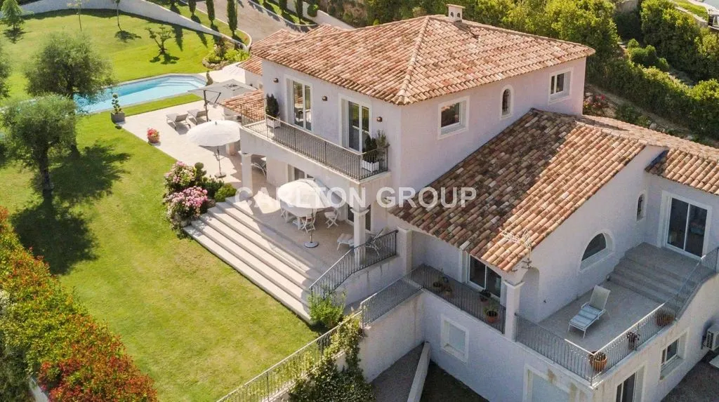Дом 392м² в Франции, Сен-Поль-де-Ванс. Стоимостью 2500000€ аренда фото-4