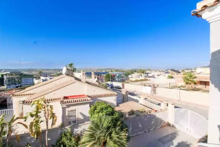 Дом 110м² в Испании, Сьюдад-Кесада. Стоимостью 350000€ аренда фото-22