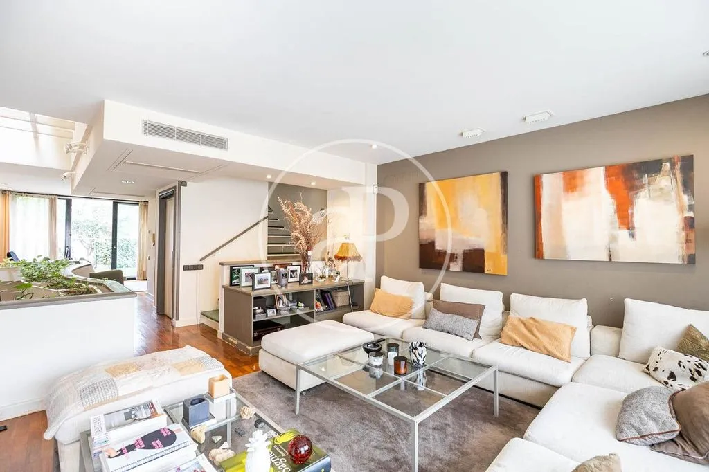 Вилла 316м² в Испании, Барселона. Стоимостью 1700000€ аренда фото-2
