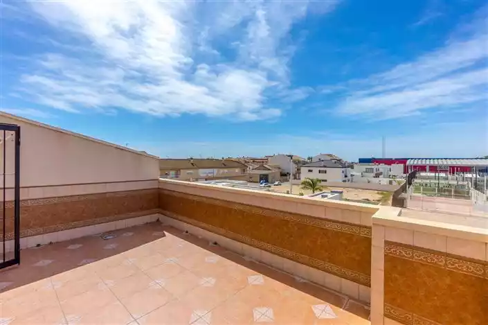 Квартира 121м² в Испании, Пилар-де-ла-Орадада. Стоимостью 196500€ аренда фото-2