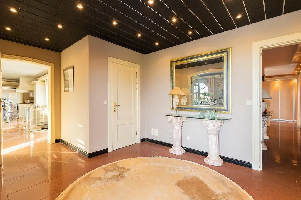 Дом 561м² в Португалии, Лагуш. Стоимостью 1995000€ аренда фото-4