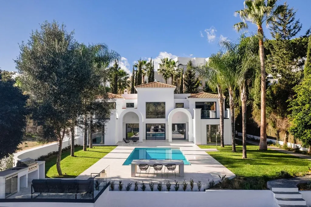 Вилла 385м² в Испании, Бенаавис. Стоимостью 2250000€ аренда фото-1