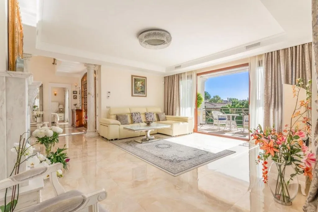 Вилла 565м² в Испании, Марбелья. Стоимостью 2450000€ аренда фото-2
