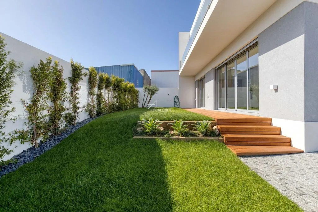 Вилла 180м² в Португалии, Эшторил. Стоимостью 699000€ аренда фото-1