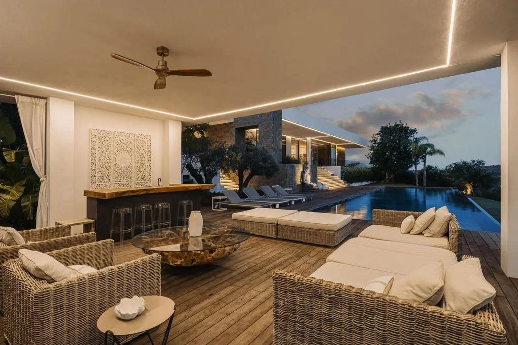 Вилла 1021м² в Испании, Бенаавис. Стоимостью 9400000€ аренда фото-3