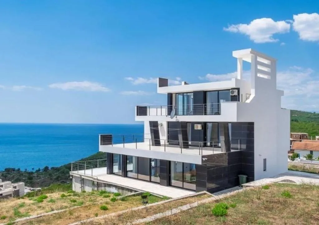 Дом 1150м² в Черногории, Будва. Стоимостью 2000000€ аренда фото-2