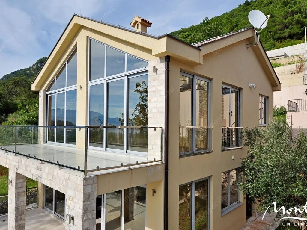 Вилла 187м² в Черногории, Тиват. Стоимостью 350000€ аренда фото-2