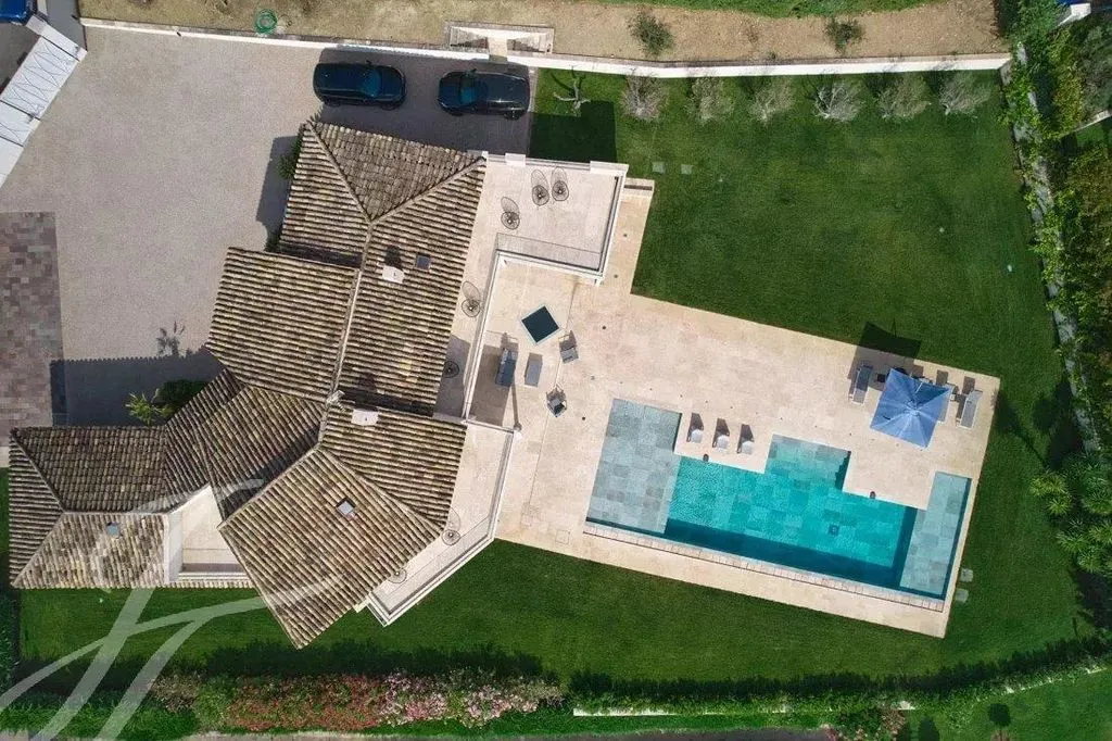 Дом 268м² в Франции, Антибы. Стоимостью 3700000€ аренда фото-3