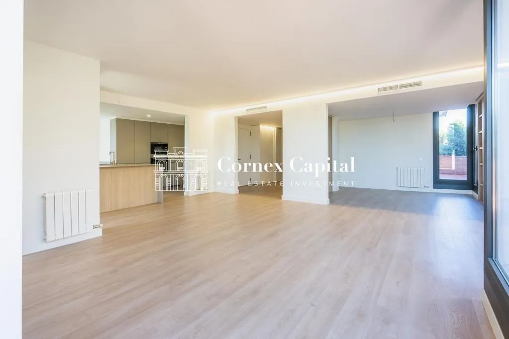 Квартира 250м² в Испании, Барселона. Стоимостью 1610000€ аренда фото-2