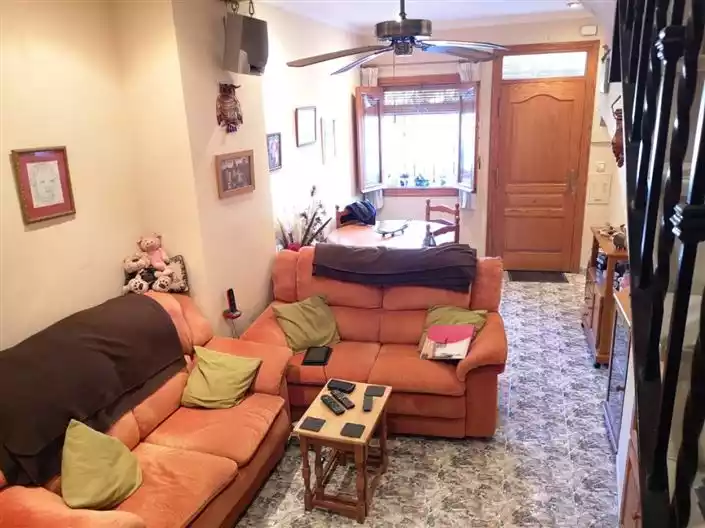 Дом 77м² в Испании, Олива. Стоимостью 95000€ аренда фото-1