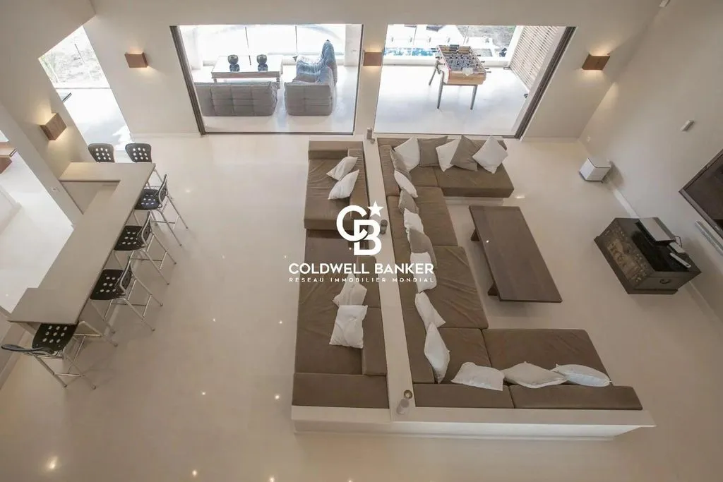 Вилла 343м² в Франции, Антибы. Стоимостью 2650000€ аренда фото-6