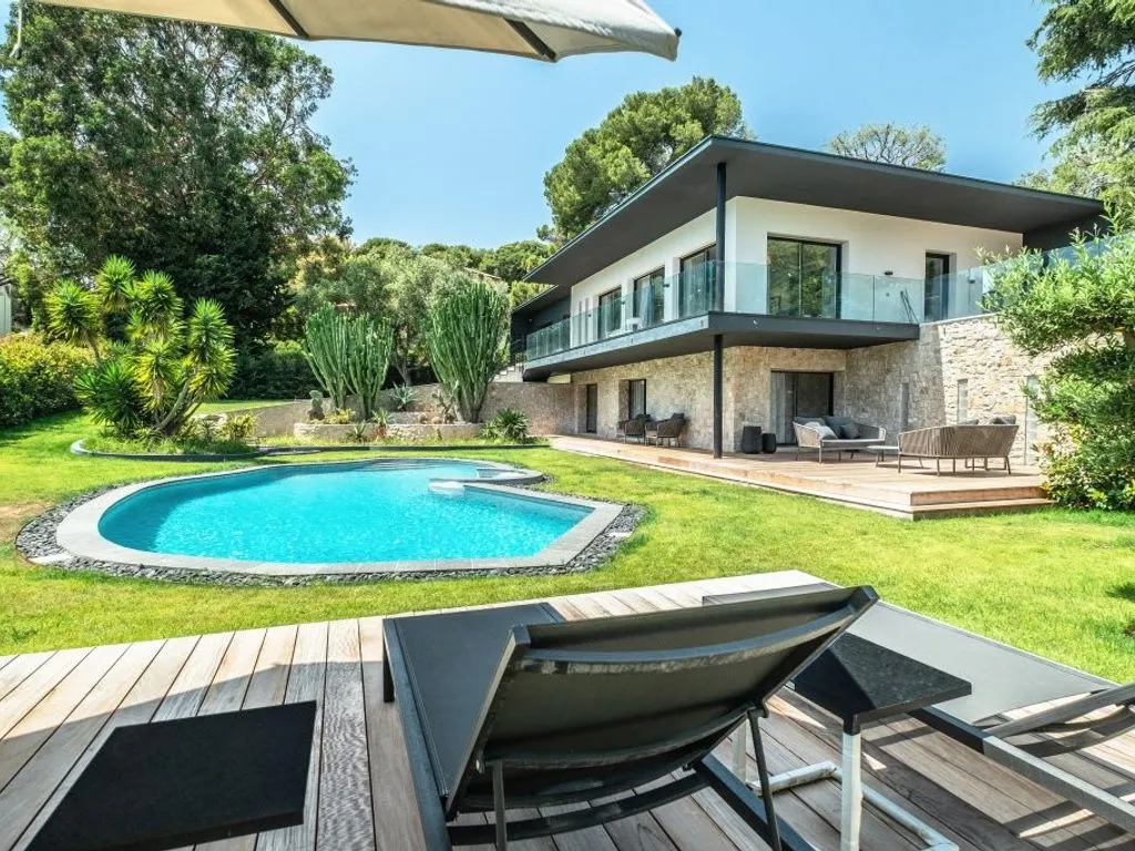 Вилла 290м² в Франции, Сен-Жан-Кап-Ферра. Стоимостью 5900000€ аренда фото-1