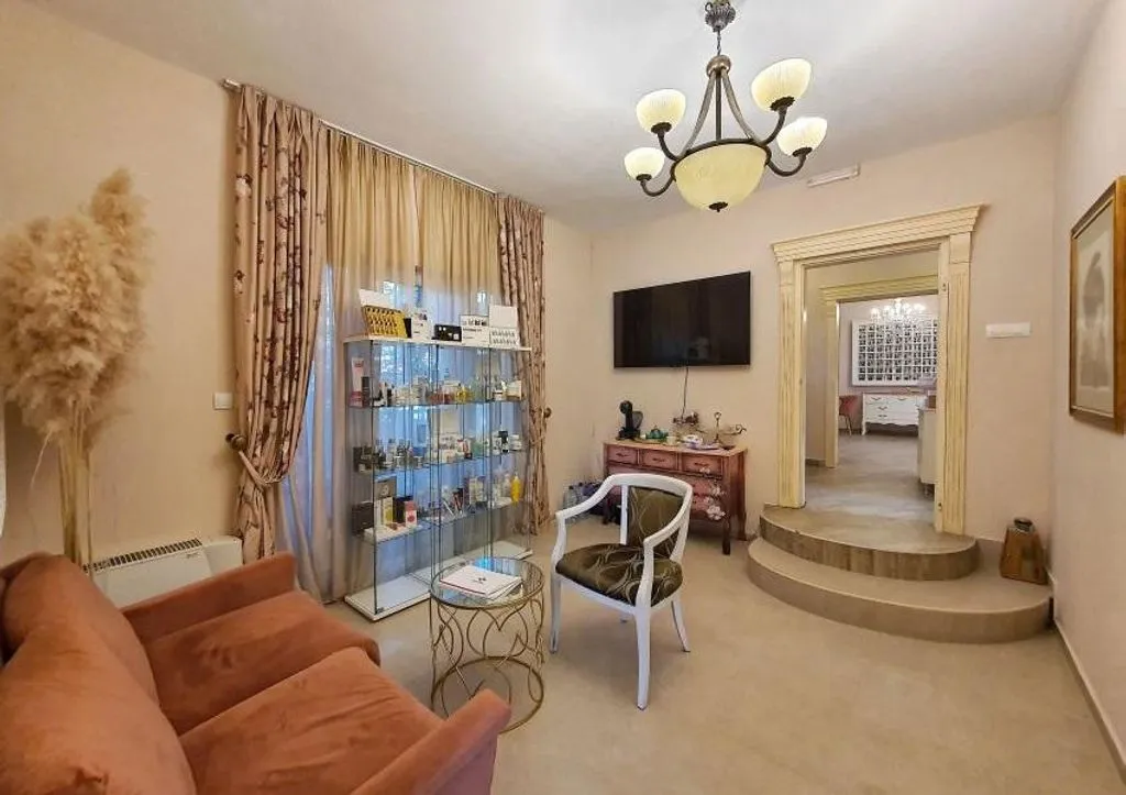 Дом 179м² в Черногории, Тиват. Стоимостью 490000€ аренда фото-3