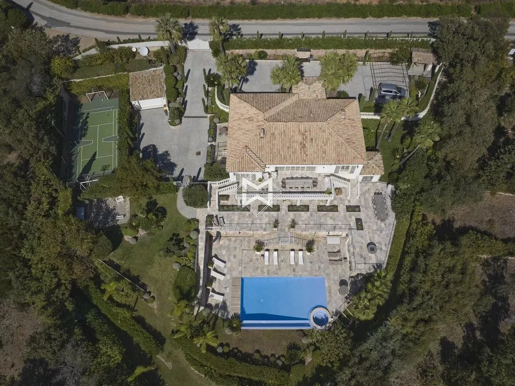 Вилла 400м² в Франции, Гримо. Стоимостью 9200000€ аренда фото-4