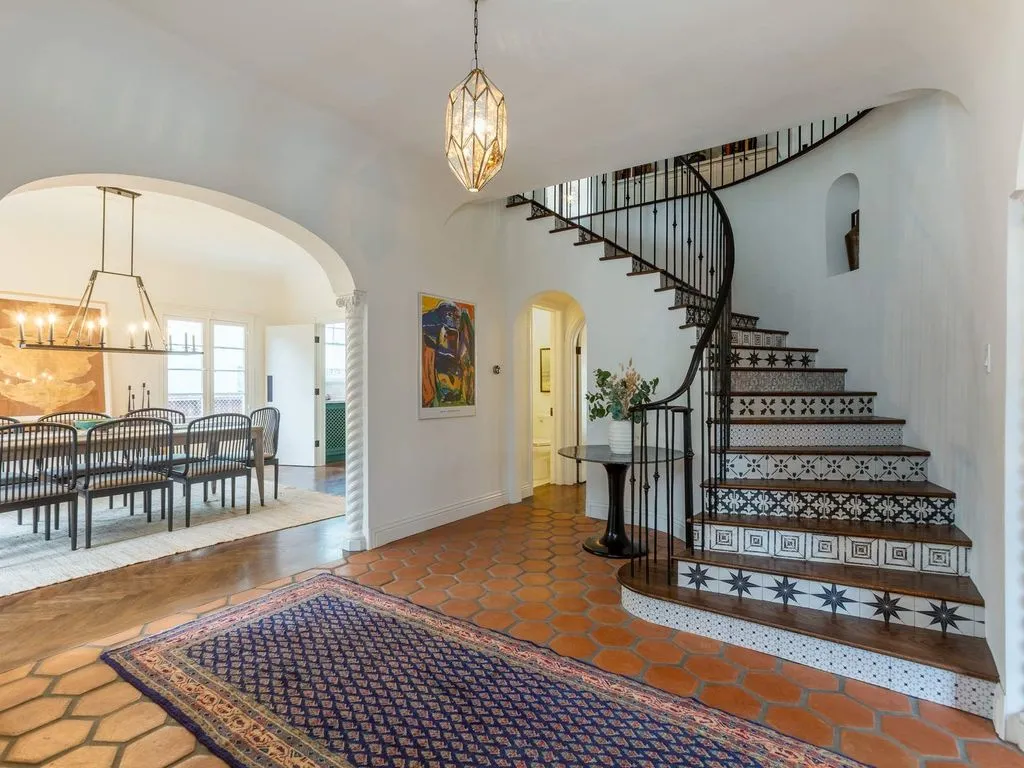 Дом 327м² в США, Лос-Анджелес. Стоимостью 1637700€ аренда фото-4