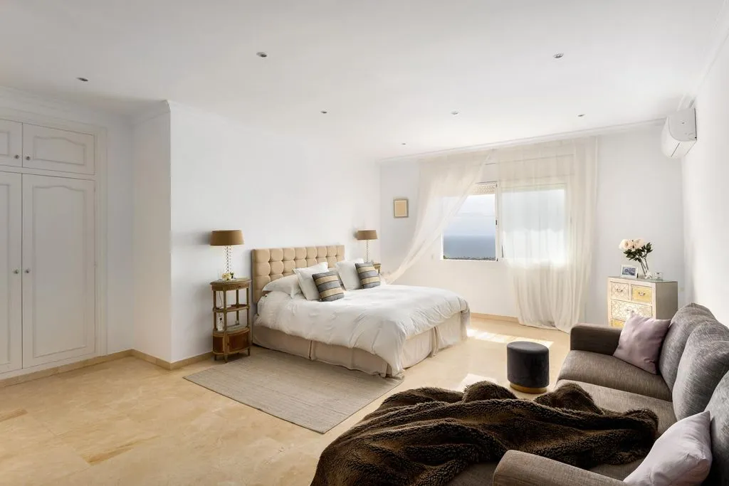 Дом 539м² в Испании, Кабрильс. Стоимостью 1950000€ аренда фото-5