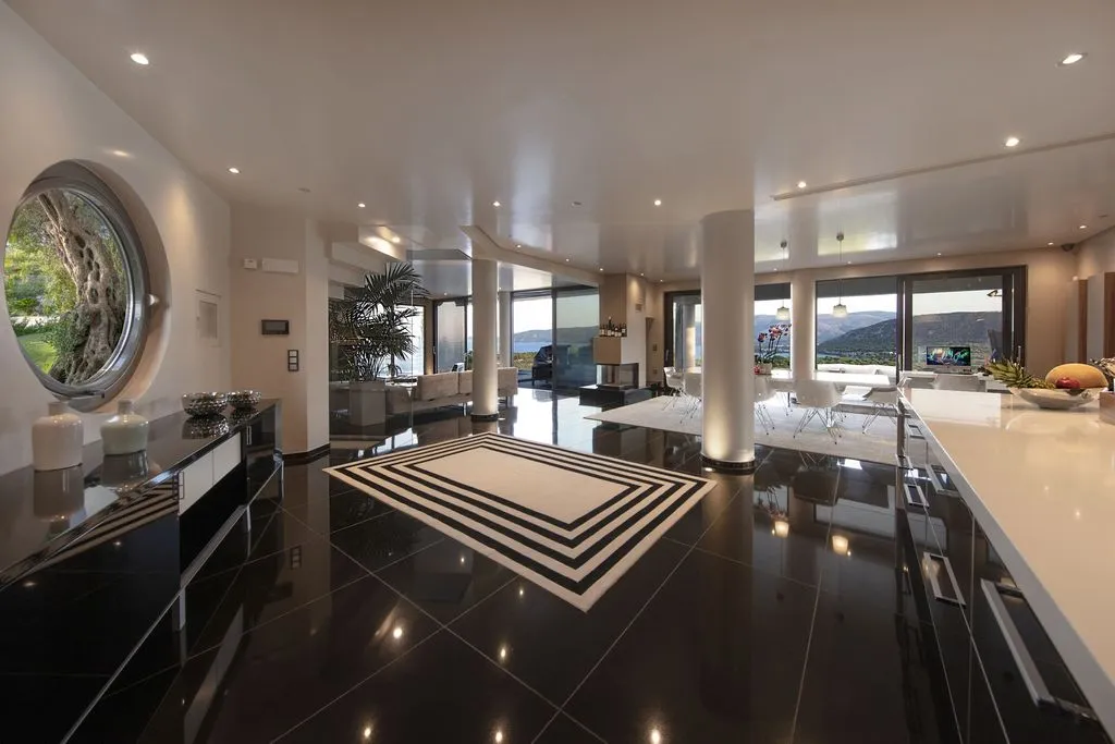 Вилла 420м² в Греции, Лутраки. Стоимостью 2100000€ аренда фото-3