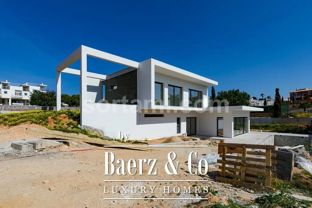 Дом 173м² в Португалии, Лагоа. Стоимостью 1500000€ аренда фото-3